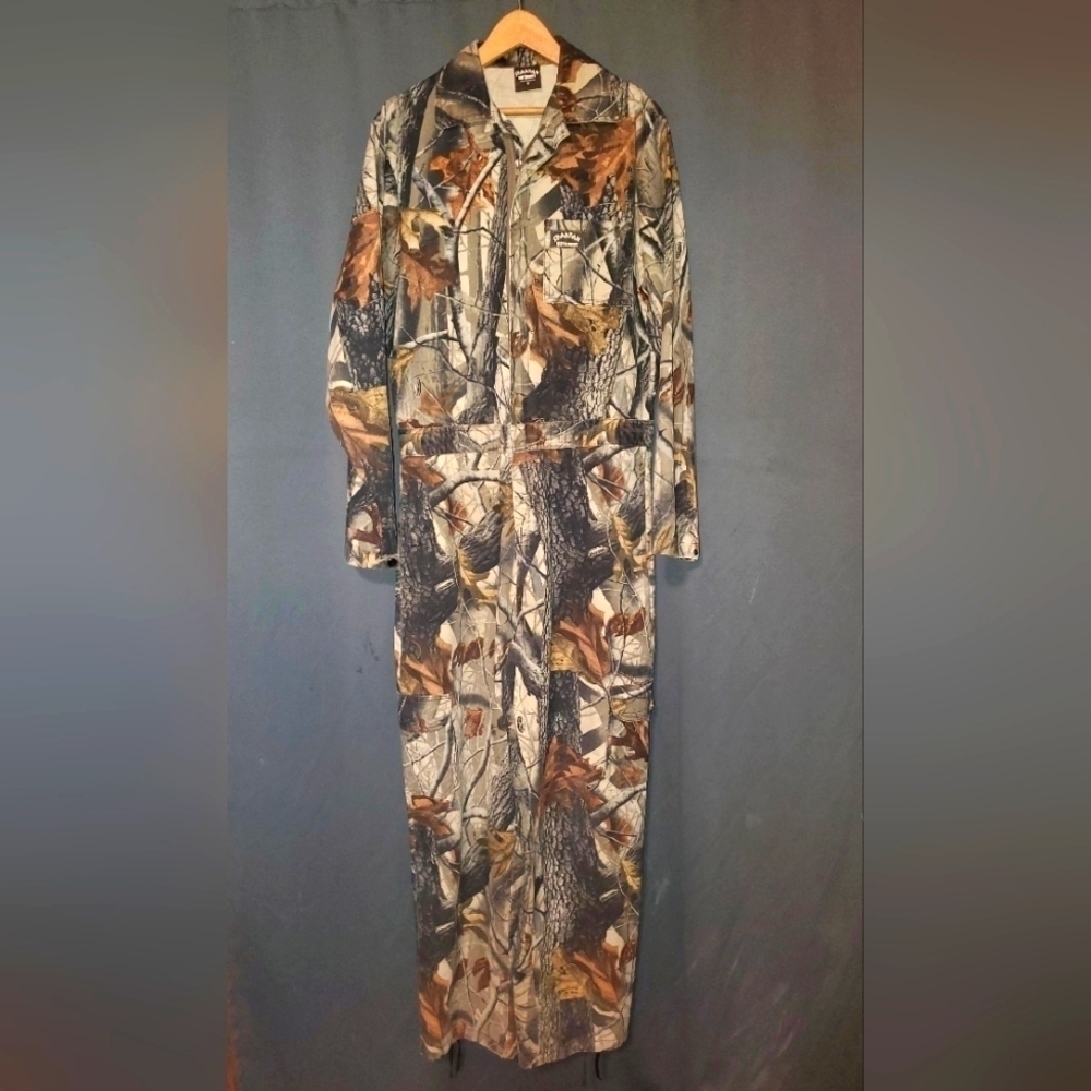 Hunting Camo Jumpsuit Size Medium Spartan Outdoors